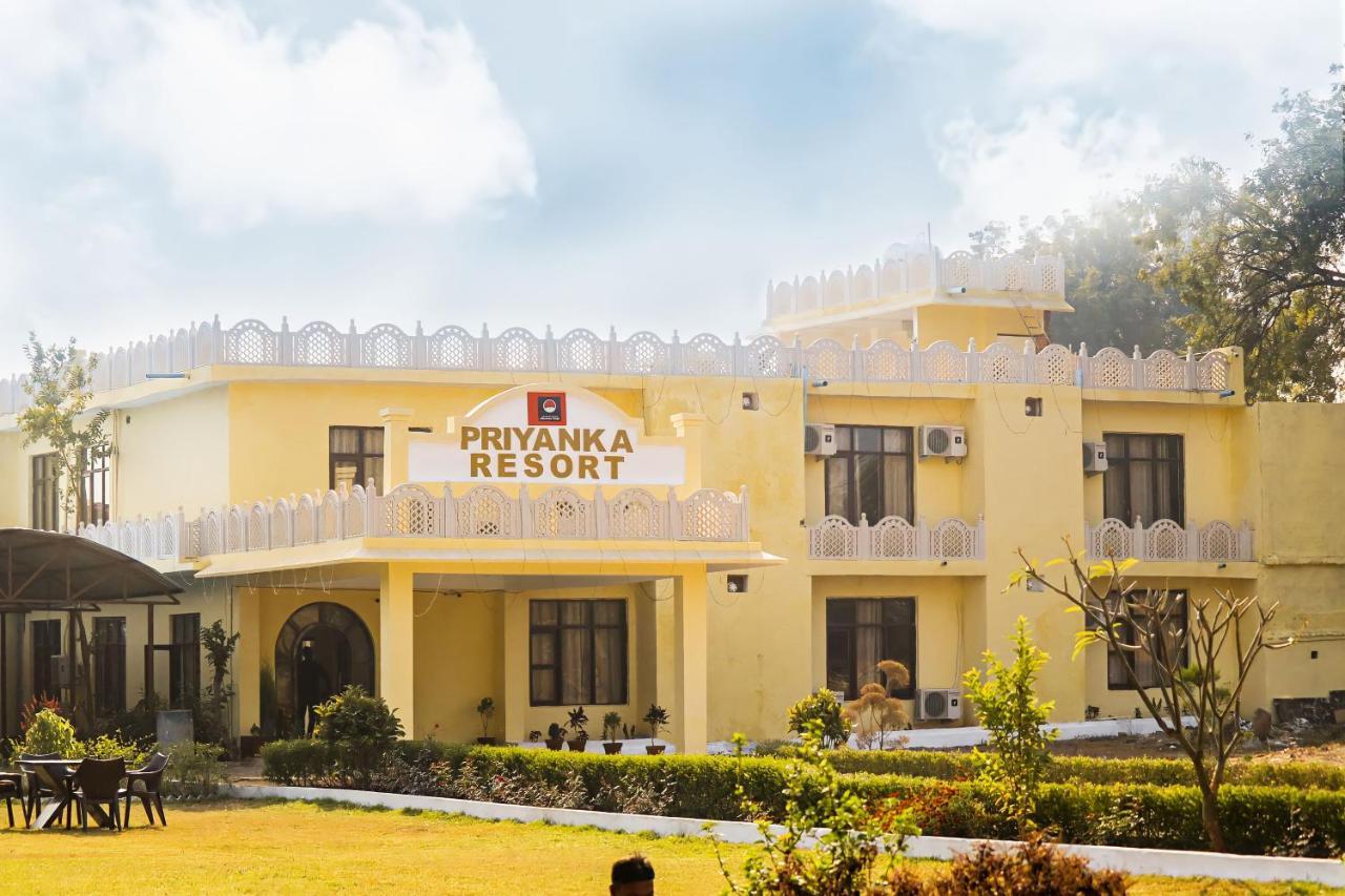 Priyanka Resort Khajurāho Exterior photo